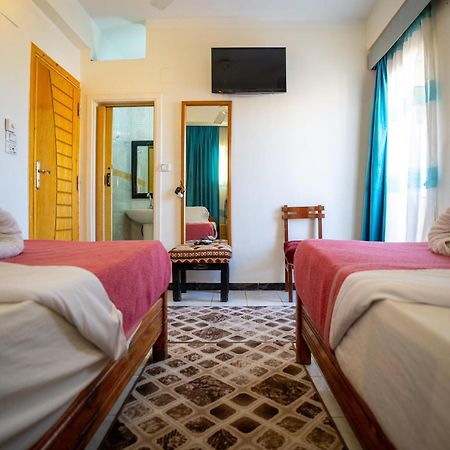 Venus Hotel Luxor 日本人 大歓迎 Kültér fotó