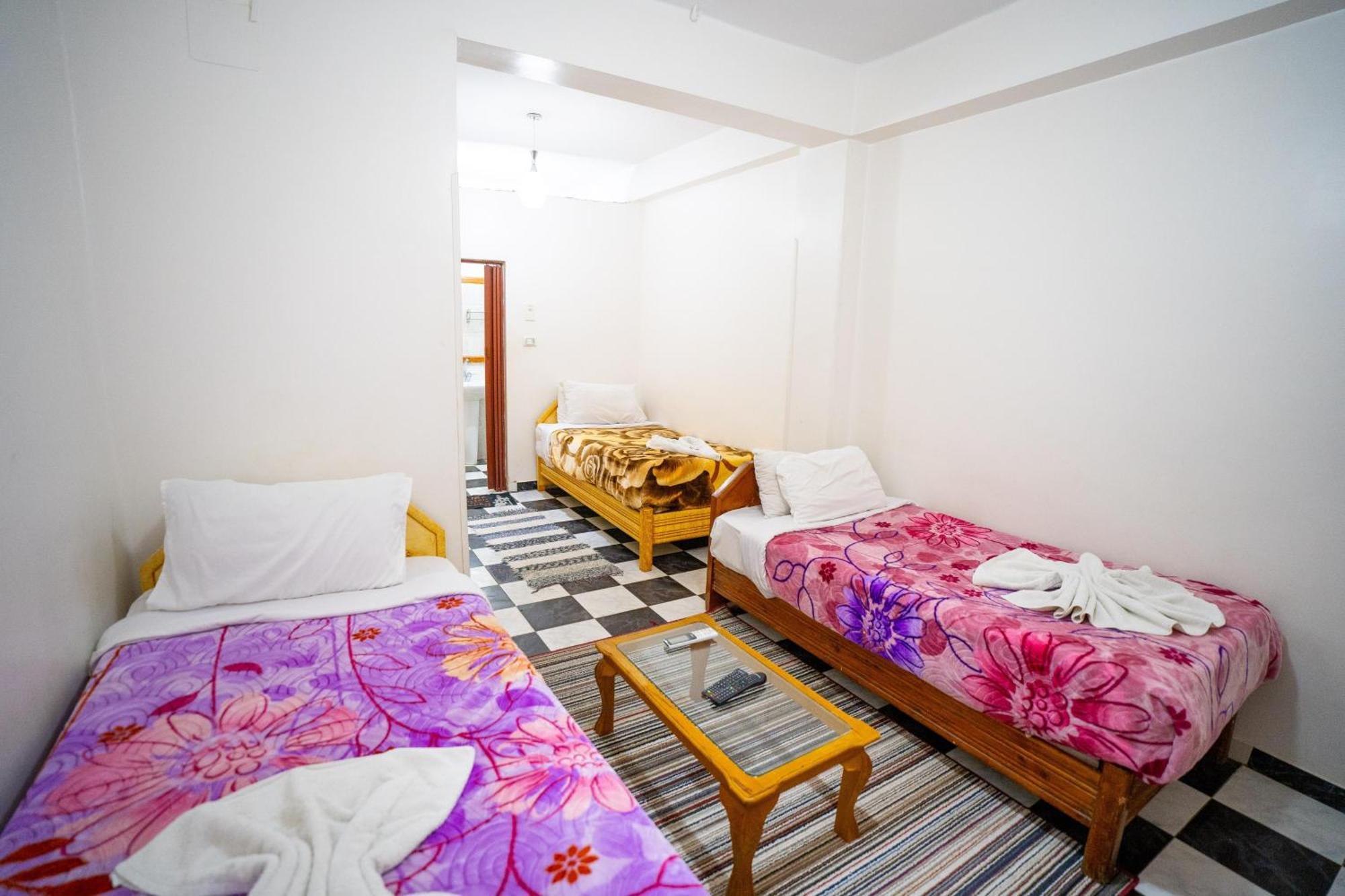Venus Hotel Luxor 日本人 大歓迎 Kültér fotó